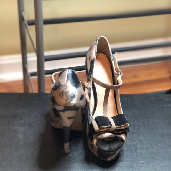 Bakers Heels - Picture 2 of 2